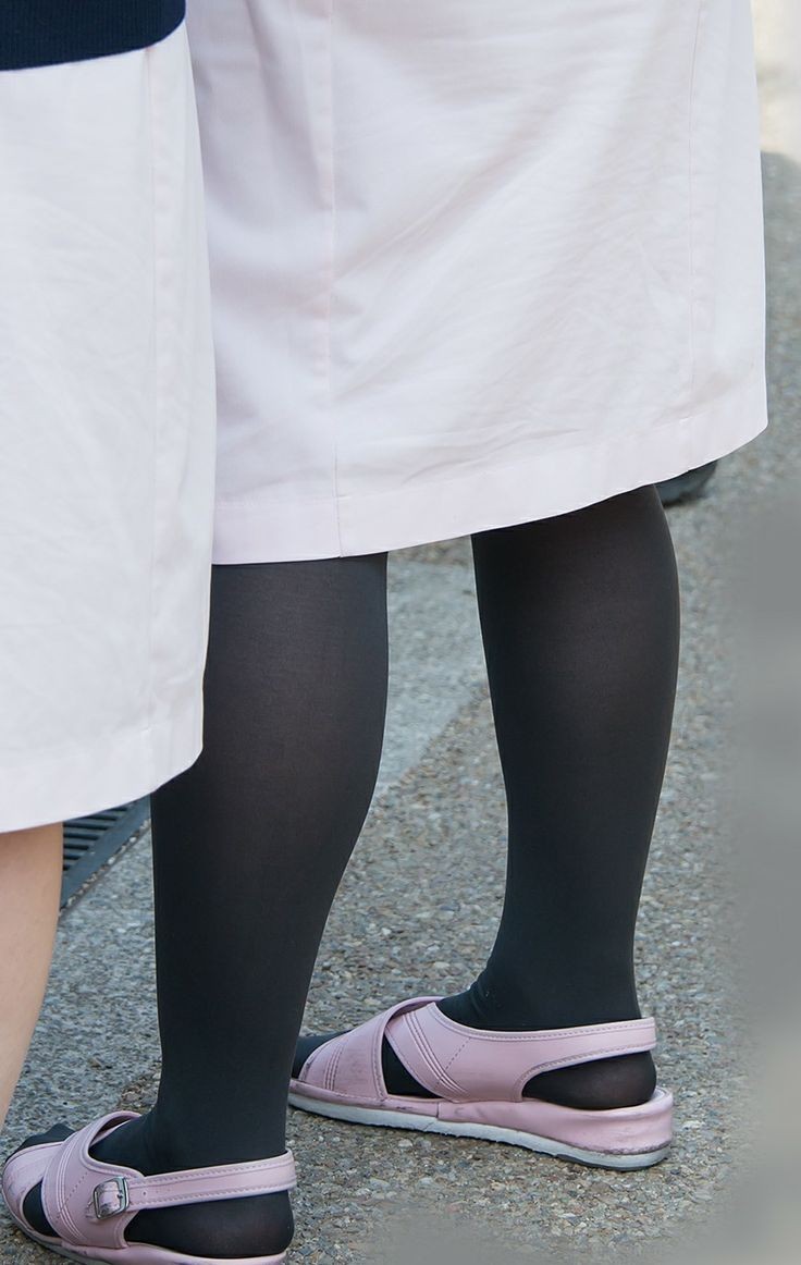 内論 とある街の耳鼻科の看護師が全員黒ストッキングだったので今度昼休みを狙ってみようと思ってる パンス 呜呜 W ʌ W 内論 とある街の耳鼻科の看護師が全員黒ストッキングだったので今度昼休みを狙ってみようと思ってる パンス 呜呜 W ʌ W